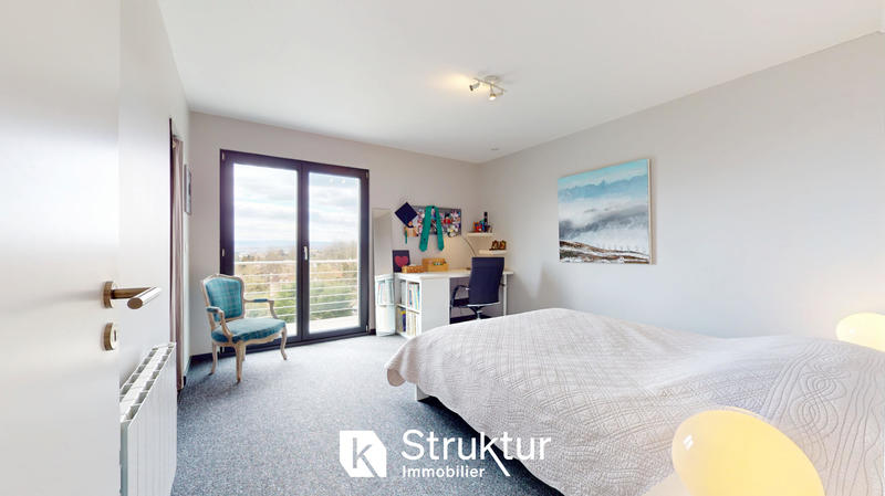 Villa - 280 m² - 9 pièces