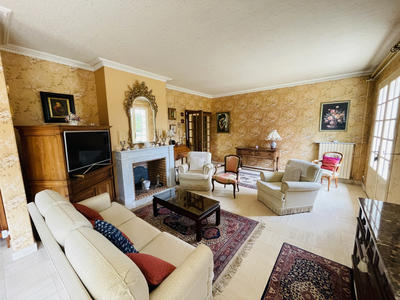 Maison - 165 m² - 5 pièces