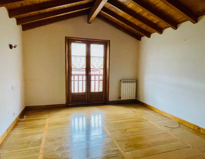 Maison - 143 m² - 4 pièces