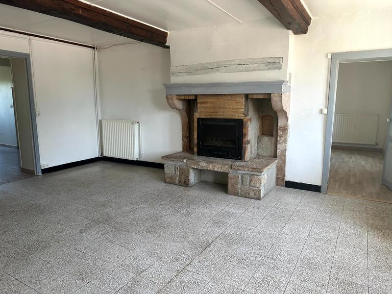 Maison de village - 80 m² - 3 pièces