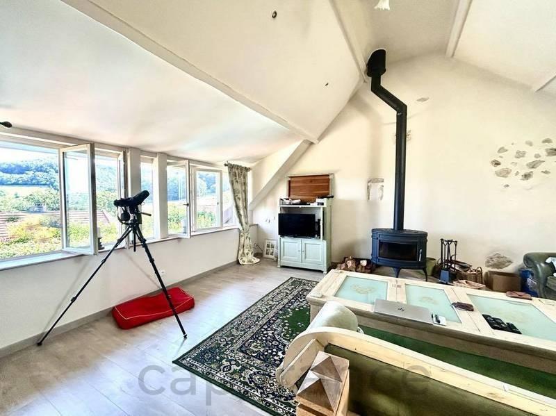 Maison en pierre - 190 m² - 5 pièces