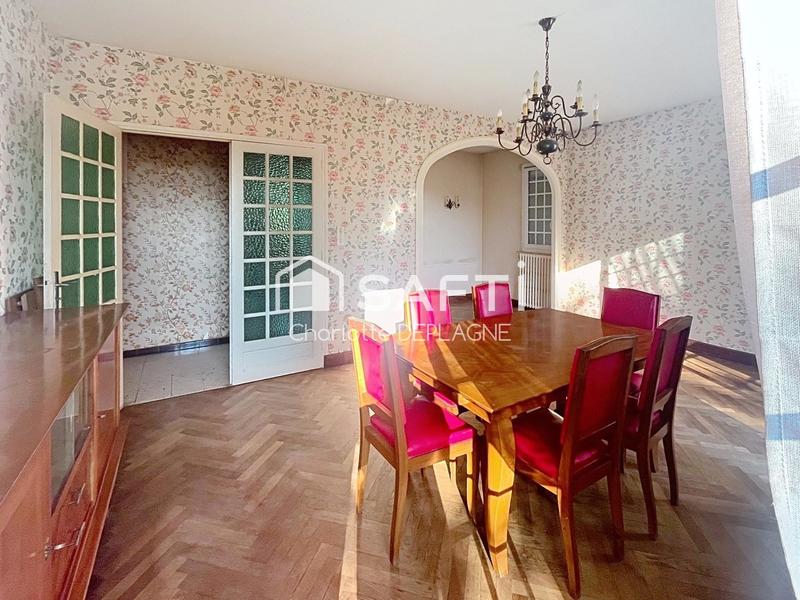 Maison - 158 m² - 7 pièces