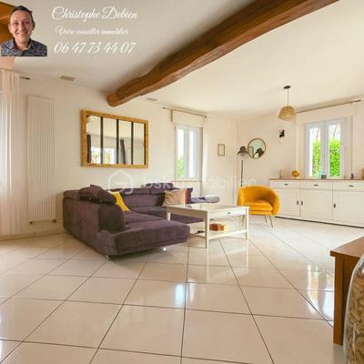 Maison traditionnelle - 141 m² - 7 pièces