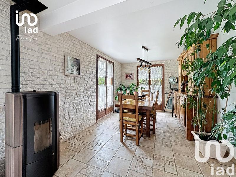 Maison - 137 m² - 6 pièces