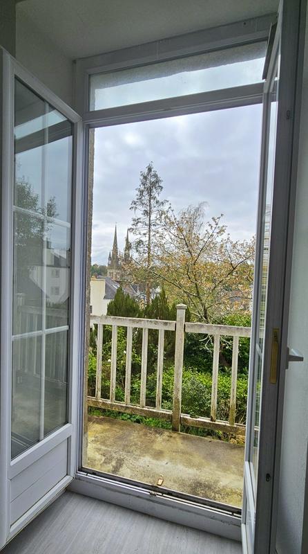 Maison - 203 m² - 9 pièces