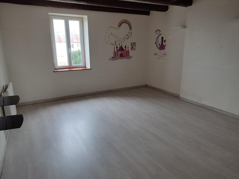 Appartement - 87 m² - 5 pièces