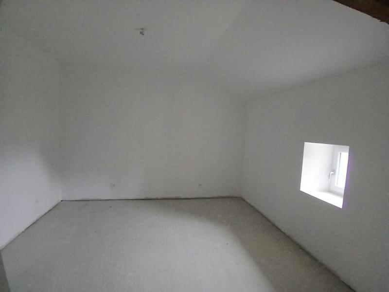 Maison en pierre - 69 m² - 3 pièces