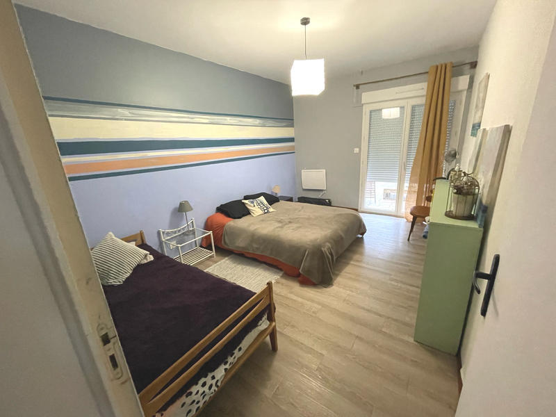 Maison contemporaine - 300 m² - 12 pièces