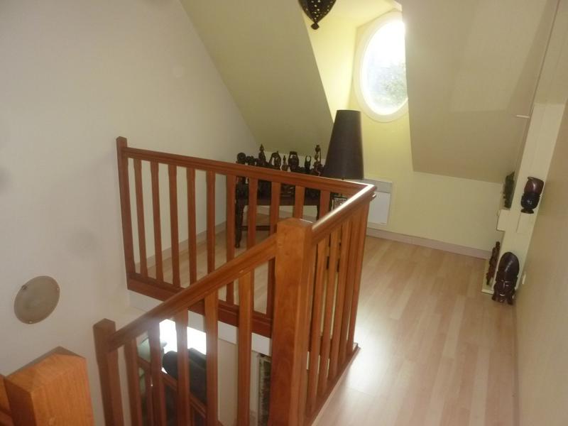 Maison contemporaine - 185 m² - 7 pièces