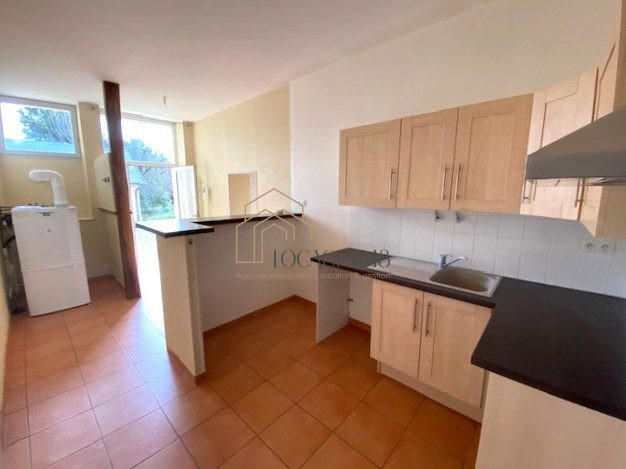 Appartement - 62 m² - 2 pièces