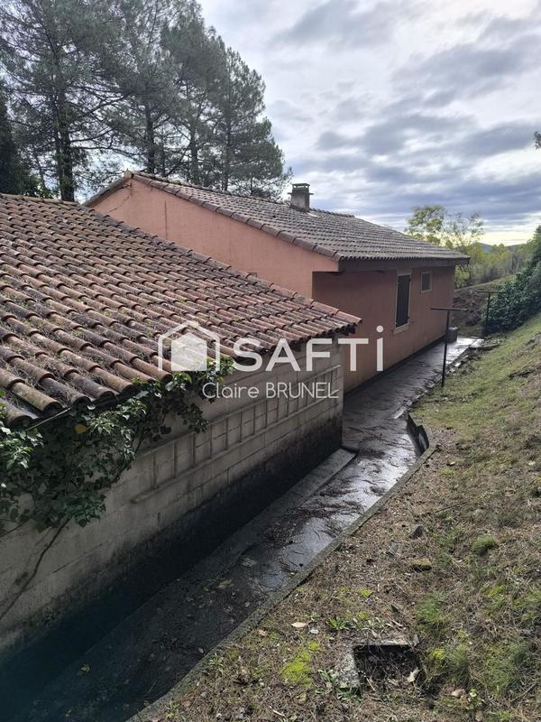 Maison - 93 m² - 5 pièces