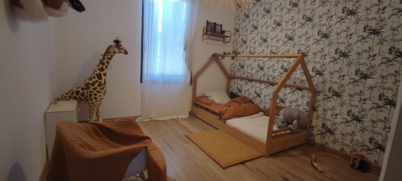 Maison - 220 m² - 5 pièces