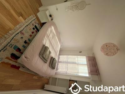 Chambre - 12 m² - 1 pièce