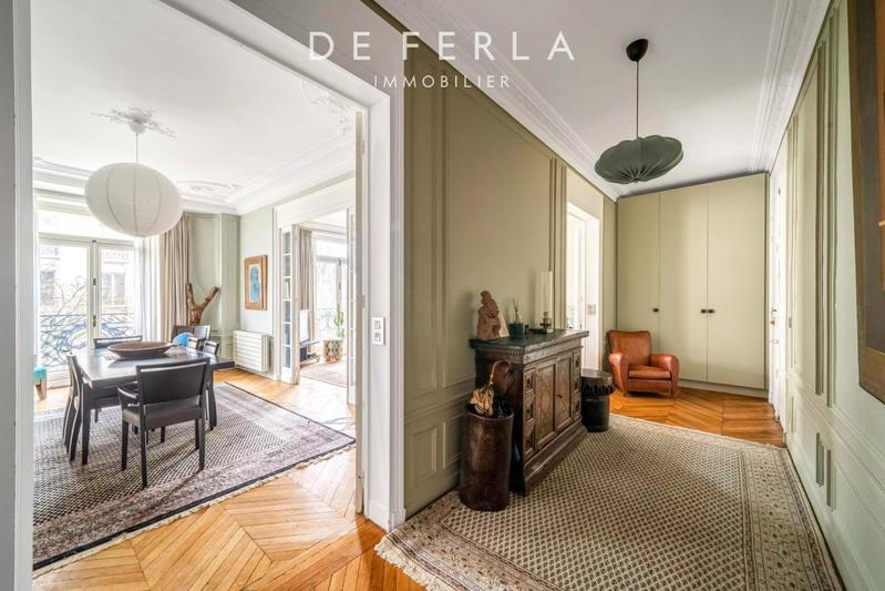 Appartement - 145 m² - 5 pièces