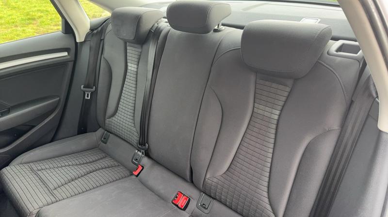 Audi A3 Limousine III 1.4 Tfsi Cod Ultra 150 Ambition