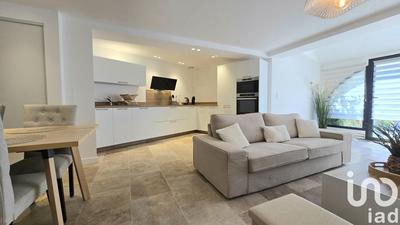 Maison - 104 m² - 5 pièces