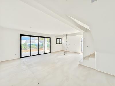 Maison - 91 m² - 4 pièces