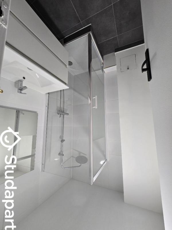 Chambre - 9 m² - 1 pièce