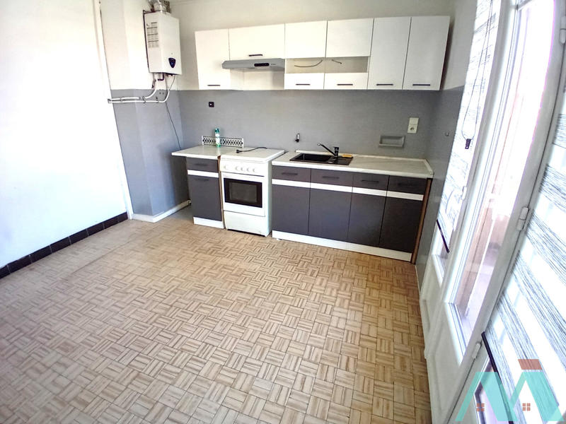 Appartement - 93 m² - 3 pièces