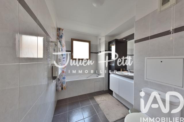 Appartement - 84 m² - 4 pièces