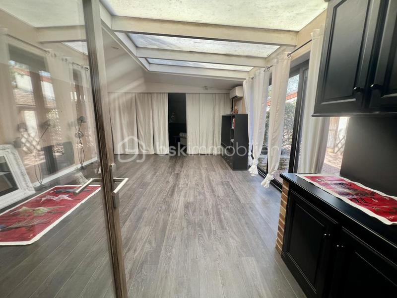 Maison - 266 m² - 6 pièces