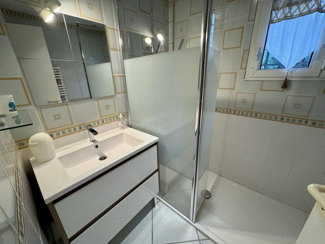 Maison - 194 m² - 6 pièces