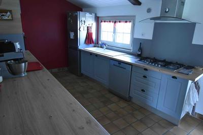 Maison traditionnelle - 153 m² - 6 pièces