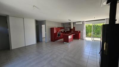 Maison - 107 m² - 6 pièces