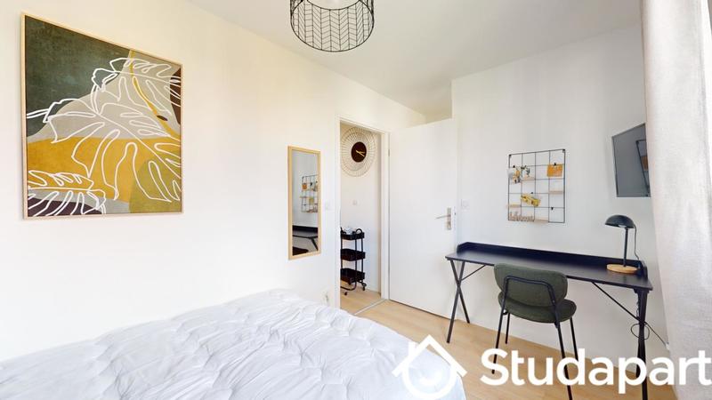 Chambre - 9 m² - 1 pièce