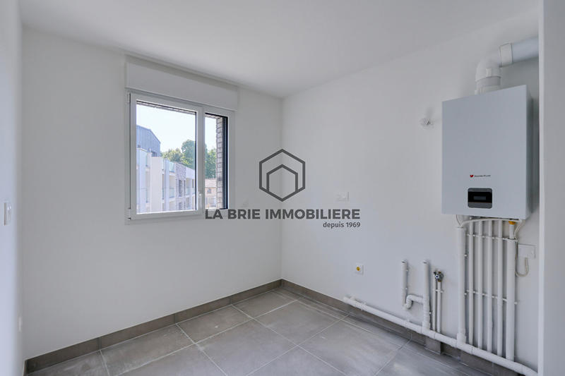 Appartement - 79 m² - 4 pièces