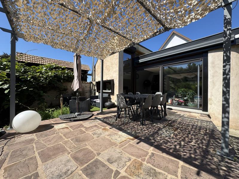 Maison - 170 m² - 6 pièces