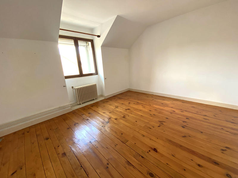 Maison - 165 m² - 7 pièces