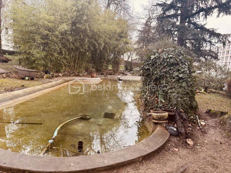 Appartement - 80 m² - 5 pièces