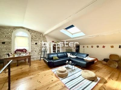 Maison ancienne - 228 m² - 10 pièces