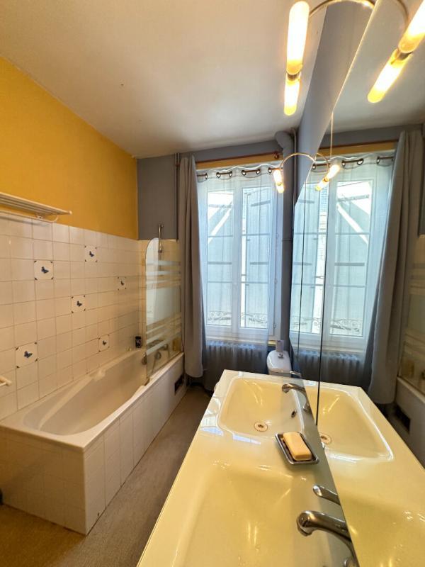 Maison - 141 m² - 5 pièces