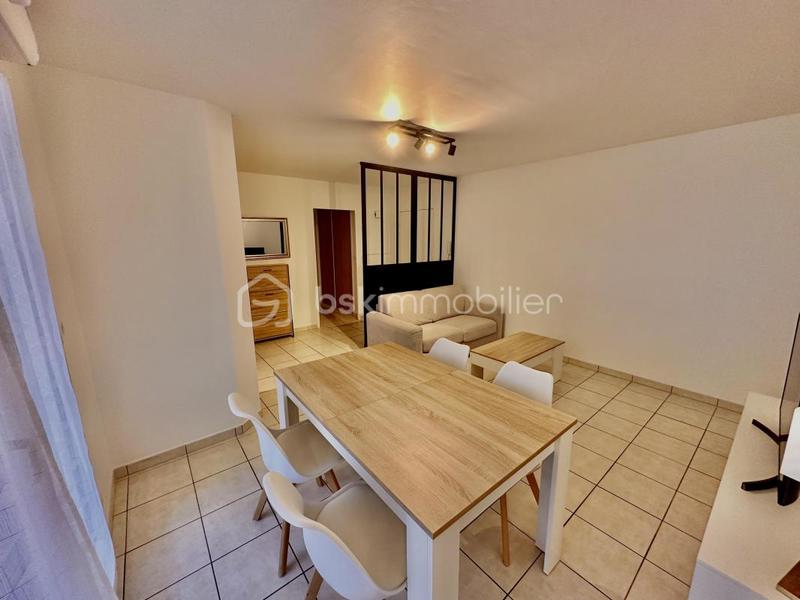 Appartement - 64 m² - 3 pièces