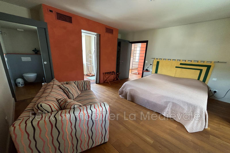 Maison chambre d'hôtes - 380 m² - 10 pièces