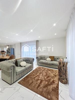 Maison - 136 m² - 4 pièces