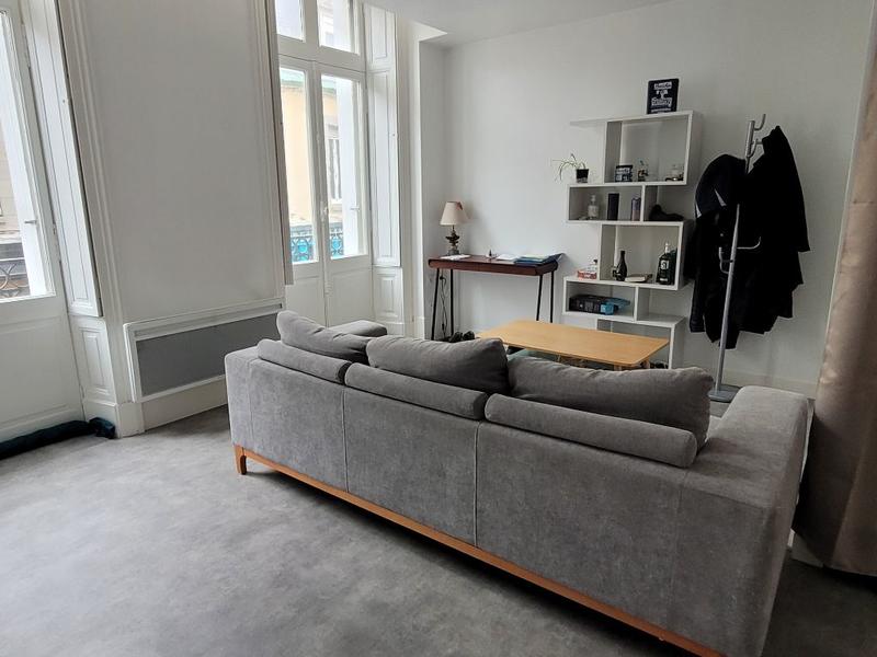 Immeuble - 8 pièces