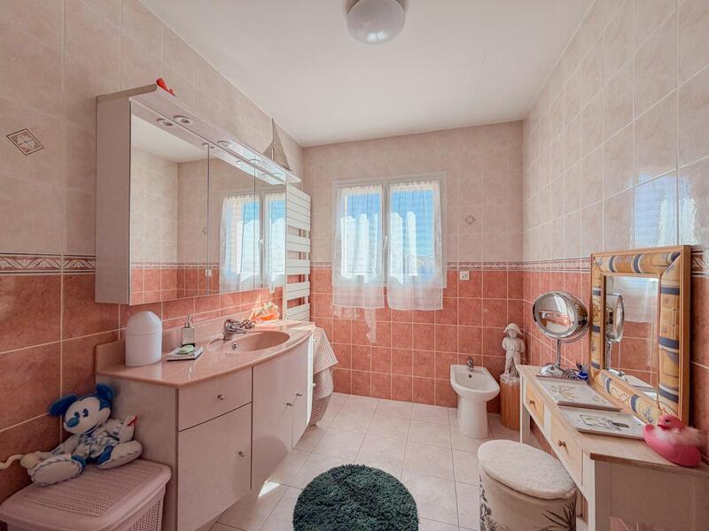 Maison - 112 m² - 6 pièces