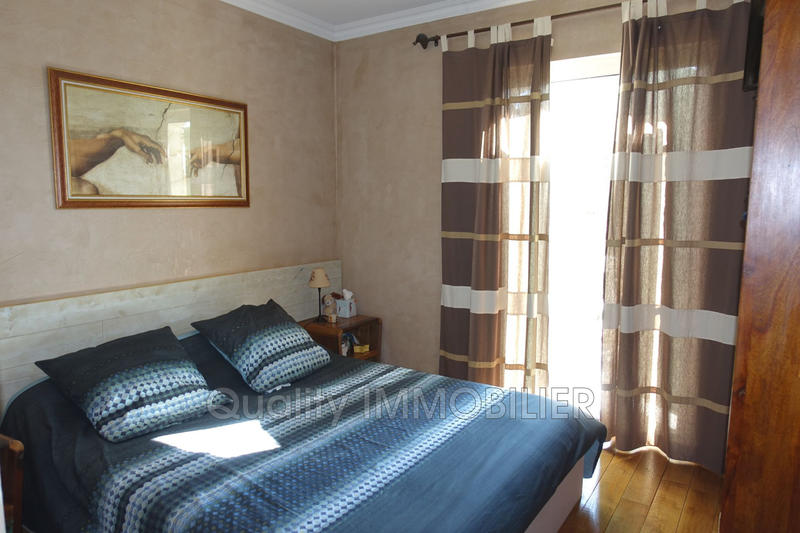 Villa - 310 m² - 7 pièces