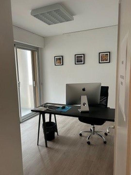 Bureau - 115 m² - 5 pièces