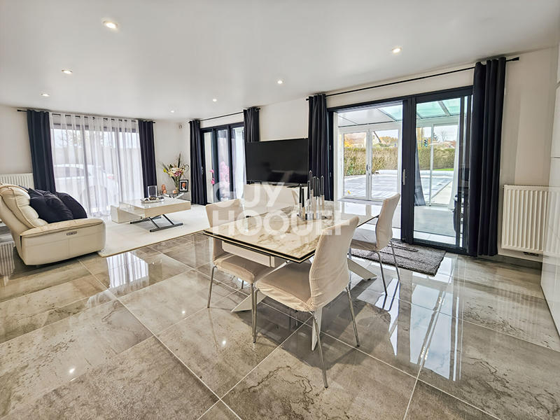 Maison - 144 m² - 5 pièces