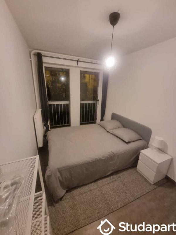 Chambre - 14 m² - 1 pièce