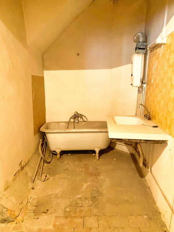 Appartement - 100 m² - 5 pièces