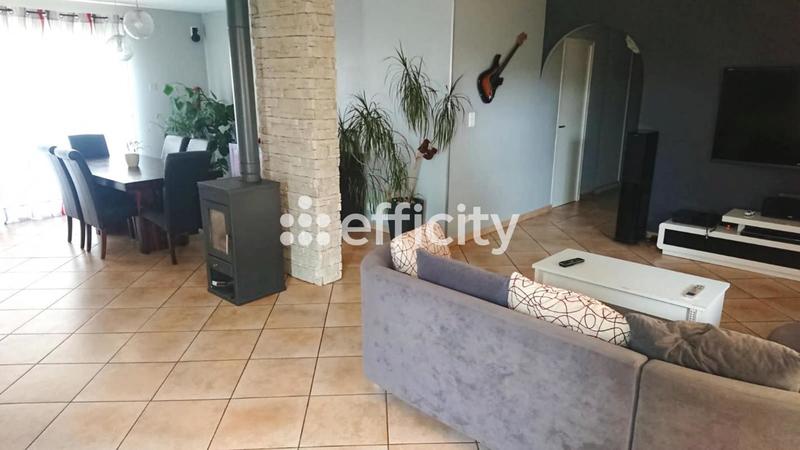 Maison - 123 m² - 4 pièces