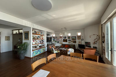 Appartement - 90 m² - 3 pièces