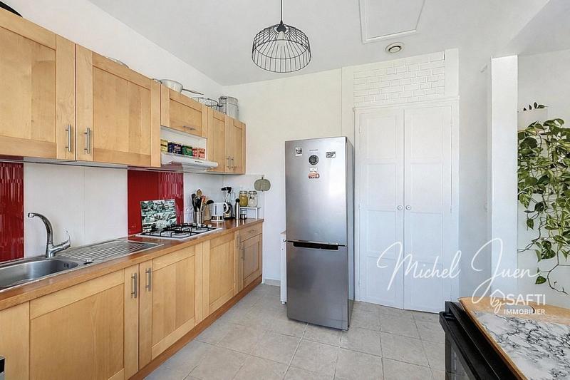 Appartement - 70 m² - 3 pièces