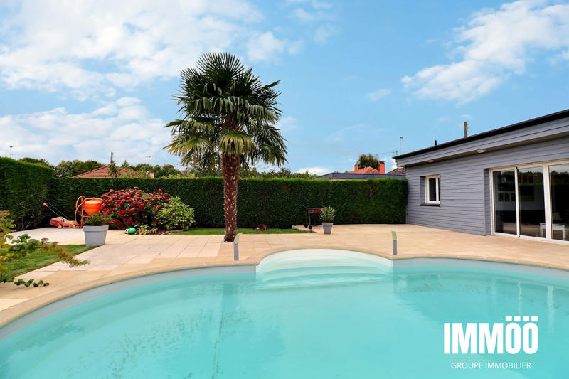 Maison - 138 m² - 5 pièces