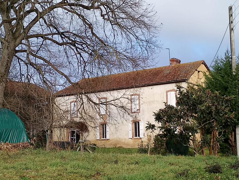 Maison - 213 m² - 7 pièces